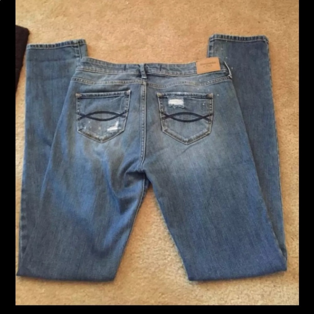 Abercrombie women’s jeans - barely worn!